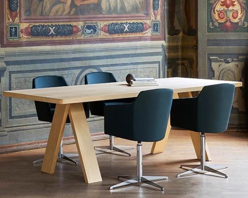 Houten dennen houten tafel voor modern executive office dining in luxe robuuste stijl