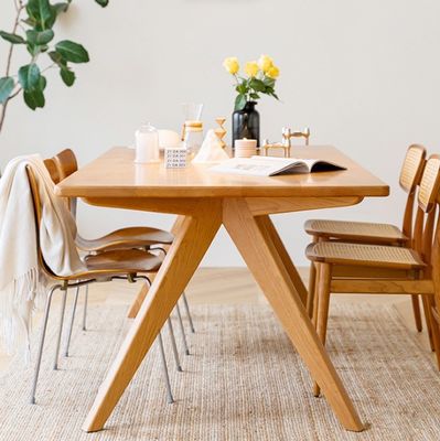 Hall Hout massieve tafels en stoelen voor restaurant rechthoekig houten set van eettafel in modern ontwerp