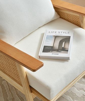 Robuust en veelzijdig massief hout PU leerstof natuurlijk kunststof rotan monster met nitrolacquer afwerking