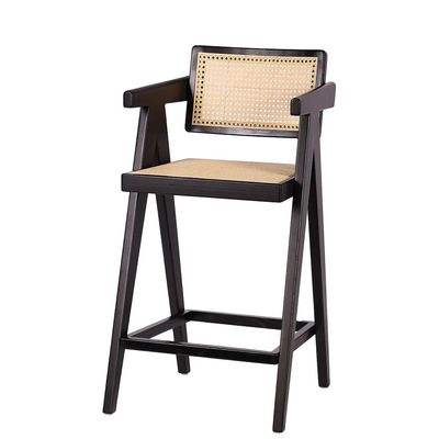 Barstoel van massief hout met rugleuning en armen natuurlijk/noot/zwart