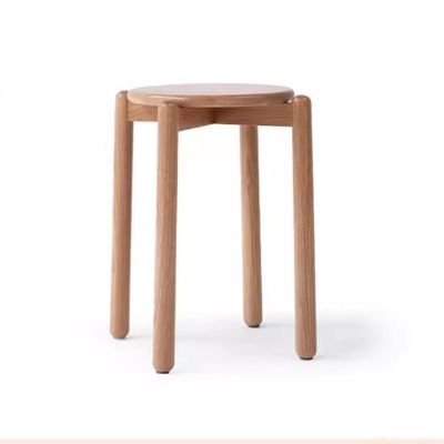 Stapelbare houten kruk Massiv houten eetstoel Simpel ontworpen met eiken houten dekking materiaal