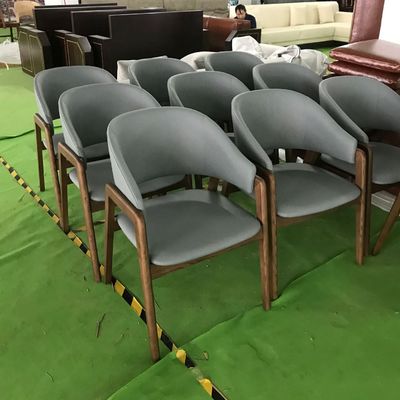 Moderne stoel op maat voor restaurant Hotel Massivhouten meubels Eetstoel van Workshop