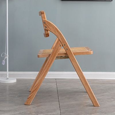 Gebouw voor kantoren en eetgelegenheden Houten trouwstoel met opvouwbaar ontwerp