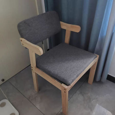 Moderne restaurantstoelen van PU-leer van massief hout voor eetkamermonsters in algemene huishoudelijke meubels