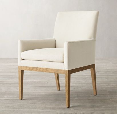 Houten armsteun stoel van houten stof gepoleerde houten eetstoel voor modern restaurant en hotel