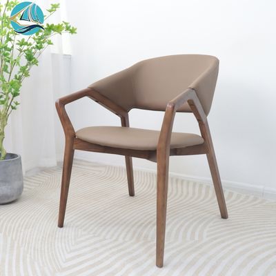 Geen opvouwbare stoel van massief ashout voor moderne luxueuze houten ruststoel in hotelkamer