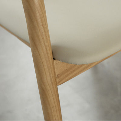 Voeg een vleugje elegantie toe aan uw eetkamer met een moderne design in noordelijke stijl
