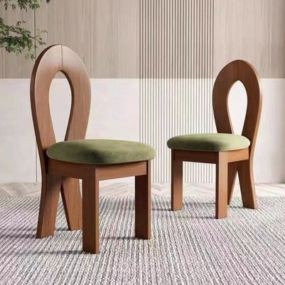 Postverpakking N woonkamermeubelen Modern ontwerp zachte stoel Hout lamswol eetkamer stoel voor hotel en thuis