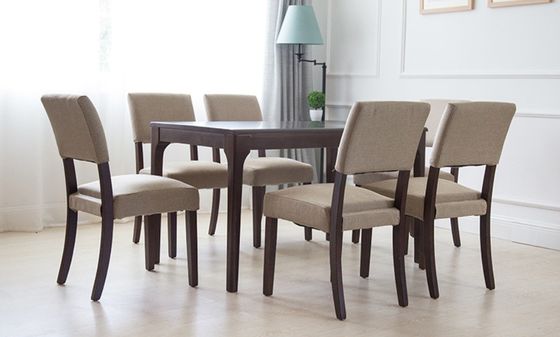 Kleurrijke stoel van gepoleerde massief hout, geschikt voor hotel/eetkamer/restaurant