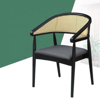 Moderne houten rattan stoel voor woonkamer en betaalbaar in design stijl