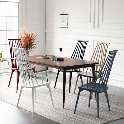 Aanpassing Moderne houten armsteun Stof Eetstoel voor Top kwantiteit in restaurants en hotels