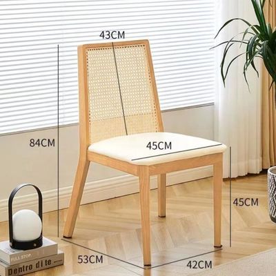 NC/PU Verf Afwerking Hout Polstered Eetstoel voor Modern Nordic Design en Solid Wood Style