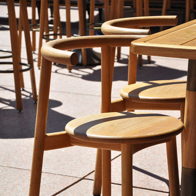 Home Meubelen Nordic Living Room Massivhout Eetstoel met rugleuning en Nitrolacquer afwerking