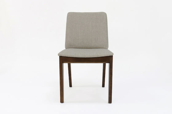 Eetstoel van massief hout met op maat gemaakte bekleding W46*D49*H83CM