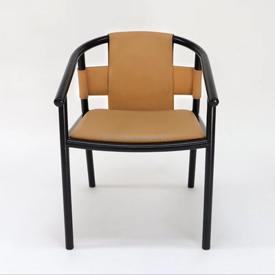 Specific Eetstoel Solid Wood Frame Leisure Lounge Accent Armstoelen met bruin zadelleer