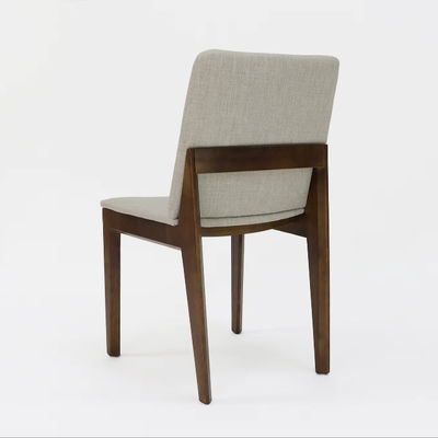 Moderne stijl Nitrolacquer Finish Solid Wood Eetstoel met bekleding en accentarm