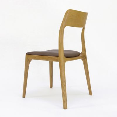 Moderne Nordic Eetkamer Massivhouten raam Lederen Eetkamer Stapelbare stoel Tijdloos en klassiek ontwerp