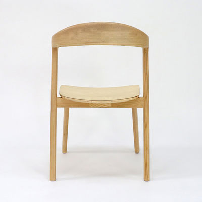 Verbeter uw restaurant of hotel met een eetstoel van massief hout in as/rubber hout frame materiaal