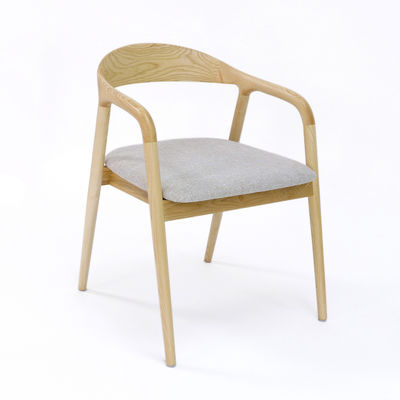 Op maat gemaakte eetstoelen van massief hout voor restaurant Moderne houten meubels