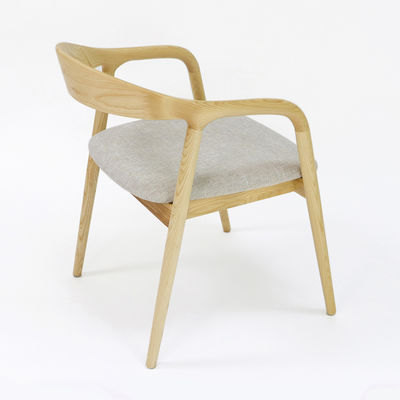 Op maat gemaakte eetstoelen van massief hout voor restaurant Moderne houten meubels