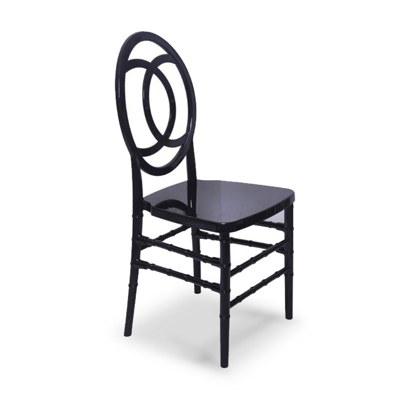 Bruidsstoelen van massief hout Stapelbare banketstoelen voor evenementen in noordelijke stijl en duurzaamheid