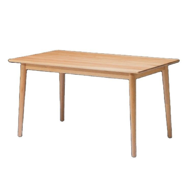 Moderne eetkamermeubilair Houten eettafel in midcentury design met massief hout