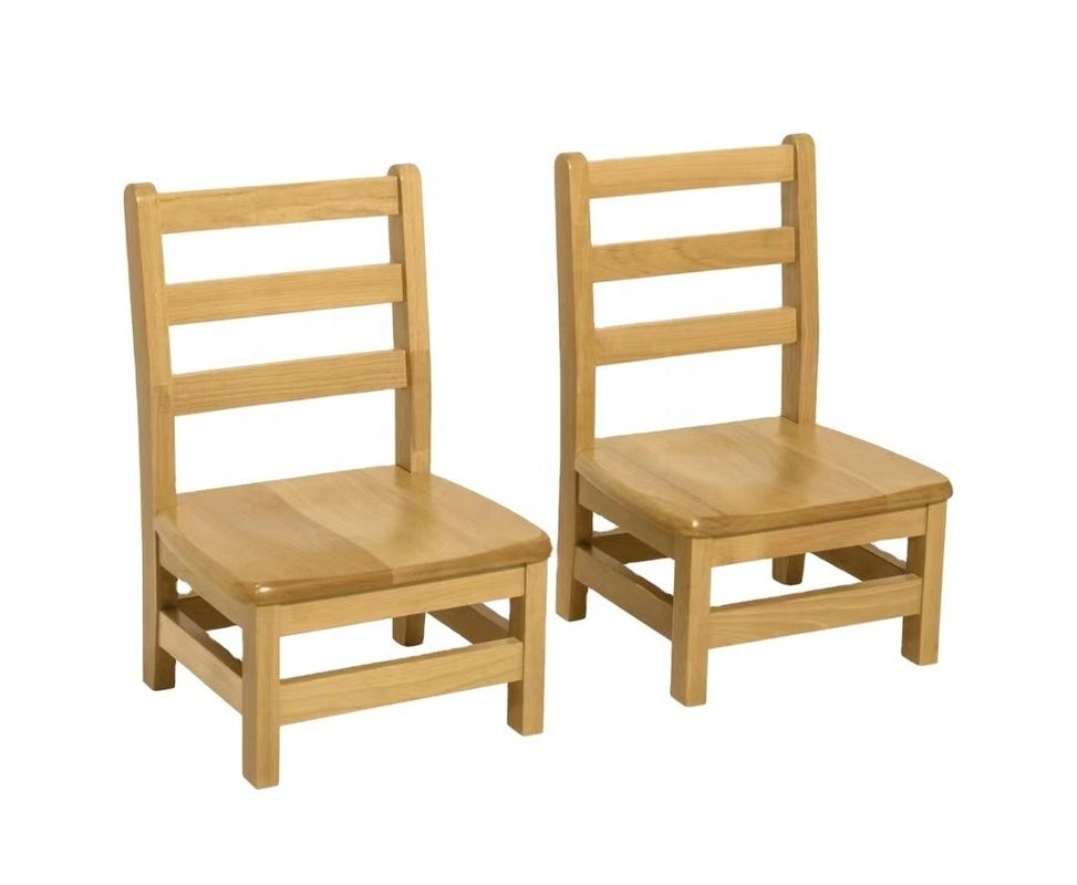 Garantie Twee jaar Natuurlijk hout Kleur Kinderschoolstoelen Moderne kinderstoelen op maat Kindersfeest en kleuterschool