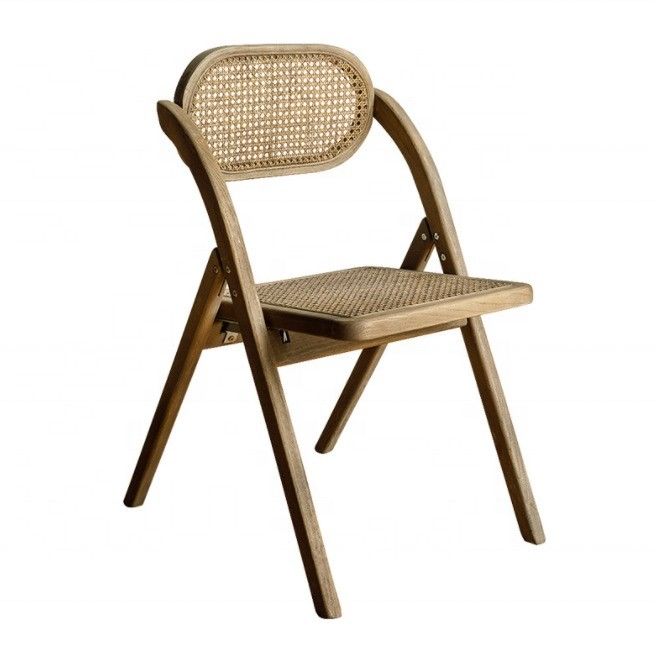 Rustieke stoelen van massief hout van rotan voor evenementen