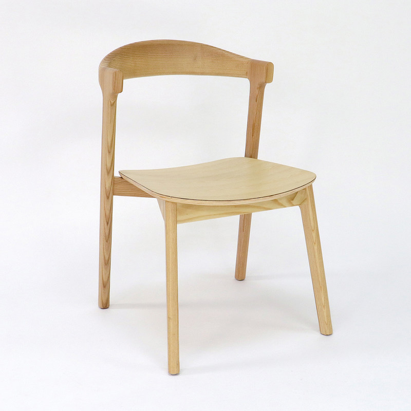 Verbeter uw restaurant of hotel met een eetstoel van massief hout in as/rubber hout frame materiaal